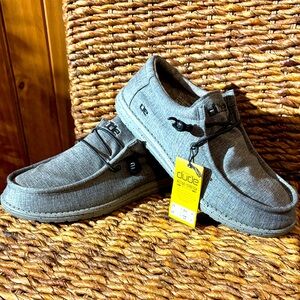 Hey Dude Men's Light Gray Loafers